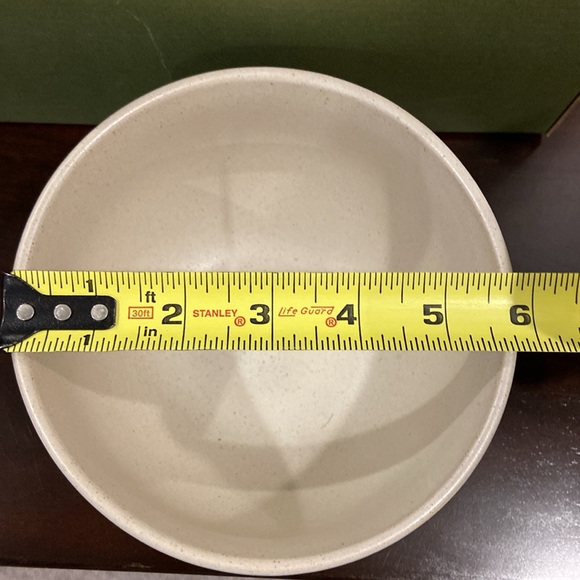 ๐ Crate & Barrel Textured Stoneware Bowls set of 4, in box - Picture 10 of 11